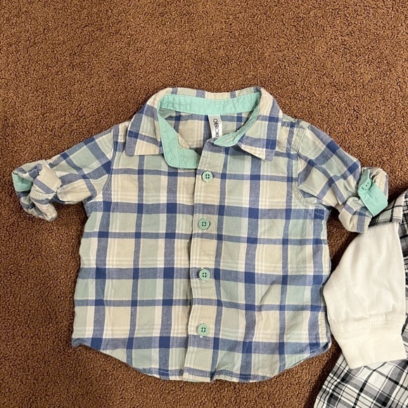 Bundle of 2 Toddler Boys Plaid Collared Button Downs Size 3-6 months - Picture 4 of 5
